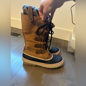 Sorel Winter Boots, size 9